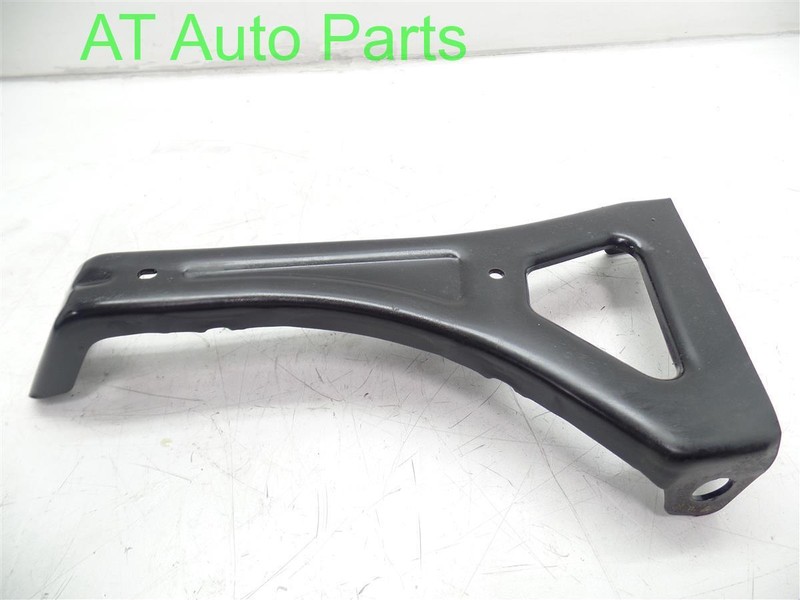 98 99 00 01 02 RAM 15 RAM 25 RAM 35 PASSENGER BUMPER MOUNTING BRACKET 55274868