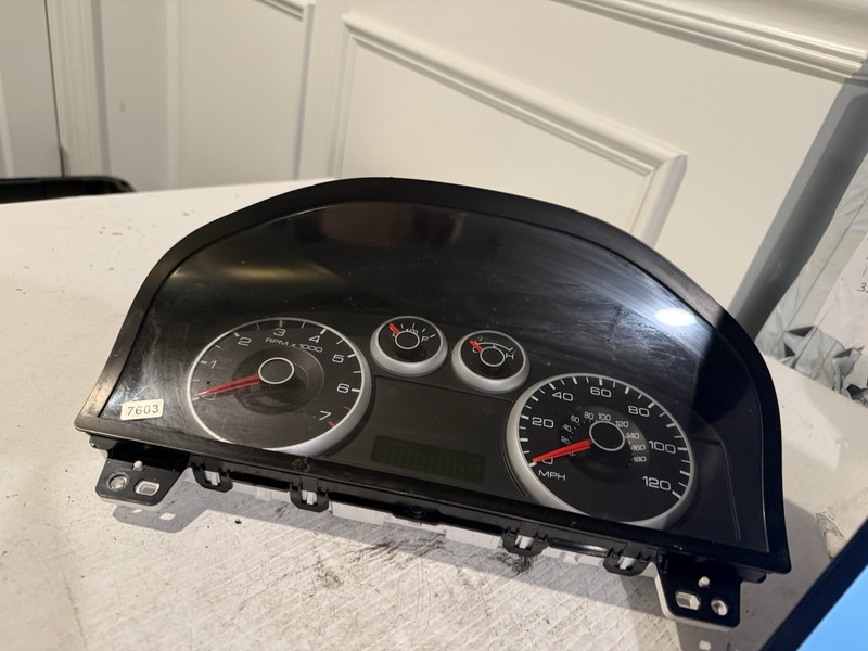 Speedometer Instrument Cluster Dash Panel Gauges 08 09 Ford Fusion 121,207 Miles