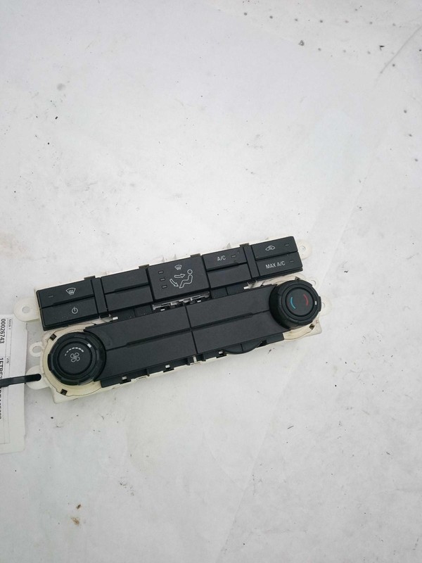 2013 Ford F350SD A/C Selector Switch OEM Used 232060 - 142K Miles