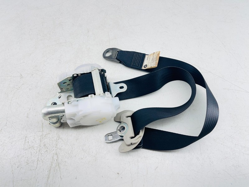 2011-2014 Lexus CT200h Front Left Driver Seat Belt Retractor OEM