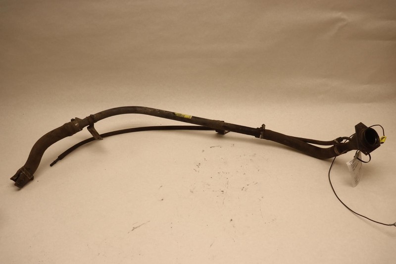 2007-2014 CHEVY SUBURBAN 1500 FUEL TANK FILLER NECK HOSE PIPE TUBE OEM