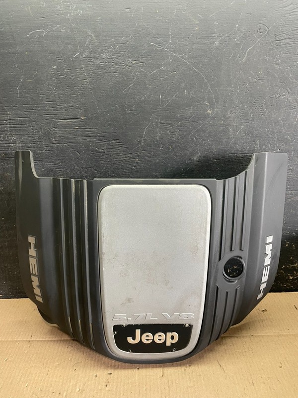 2005 to 2010 Jeep Grand Cherokee 5.7L Hemi Engine Cover Plastic Shield Z8501 DG