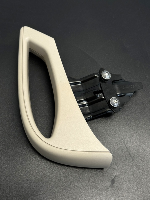 ✅ 2012-20 Mercedes-Benz SLC300 OEM FRONT LEFT SEAT BELT GUIDE BEIGE LH Backrest