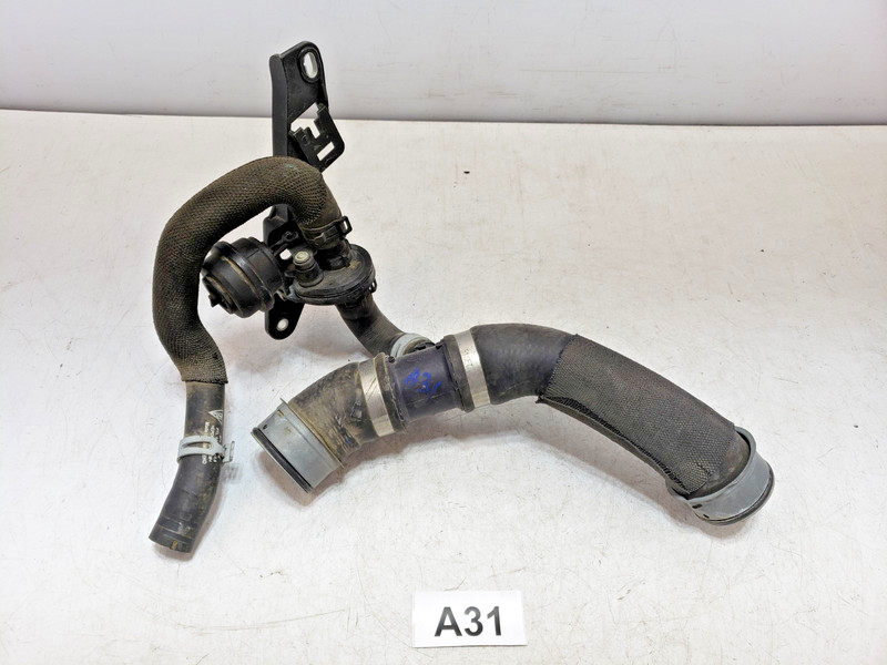 ✅17-19 OEM Porsche 991 911 Right Engine Coolant Outlet Hose