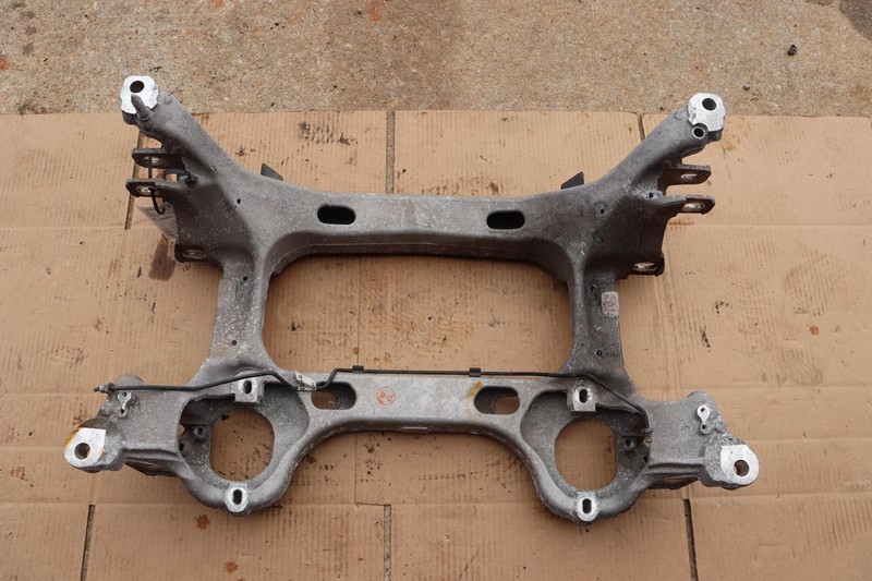 2014-2019 CHEVY CORVETTE 6.2L REAR SUSPENSION CROSSMEMBER SUBFRAME OEM