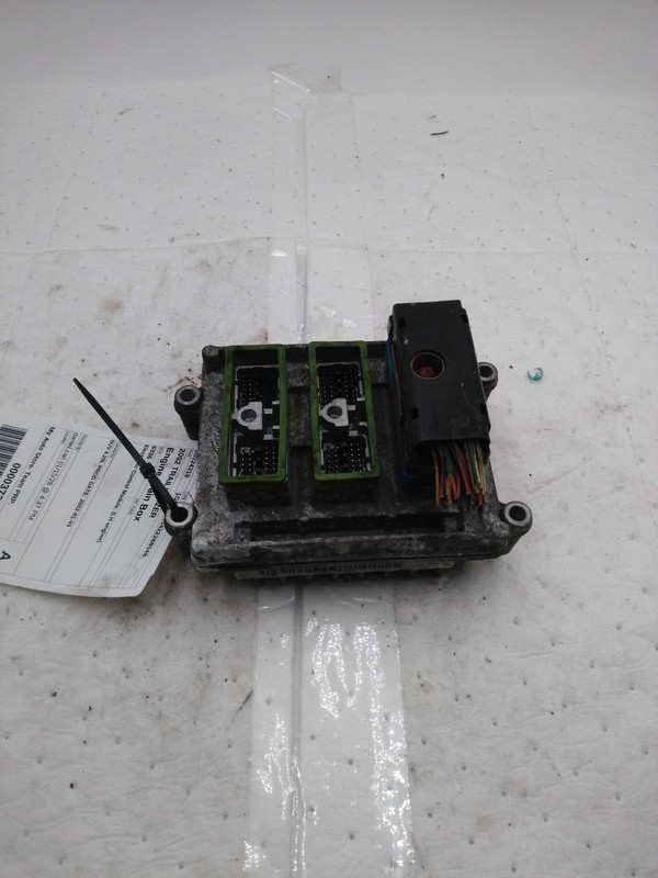 Used Engine Control Module (ECM) fits: 2002 Chevrolet Trailblazer Electronic Con