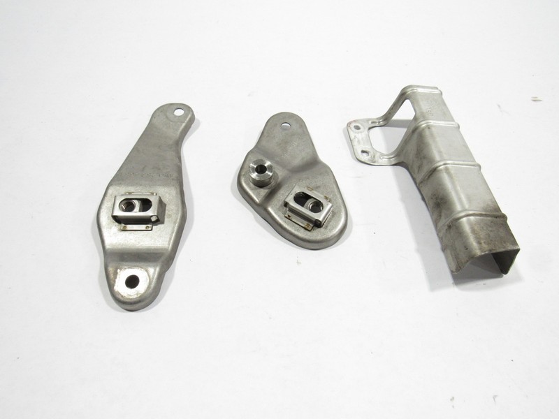 12-18 Bentley Continental GT W12 2015 Exhaust Pipe Bracket Mount Support Set ;A