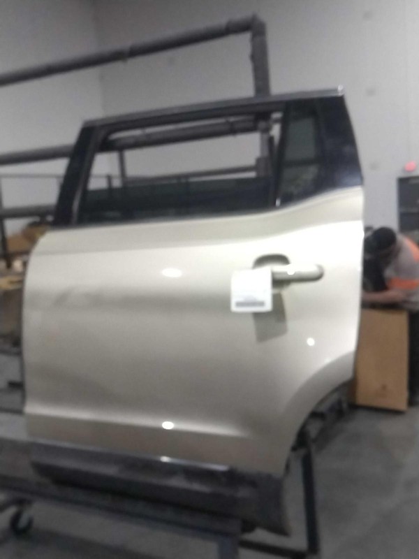 2010 Lincoln MKT Gold Left Rear Door 548695 149K Miles OEM Used Parts