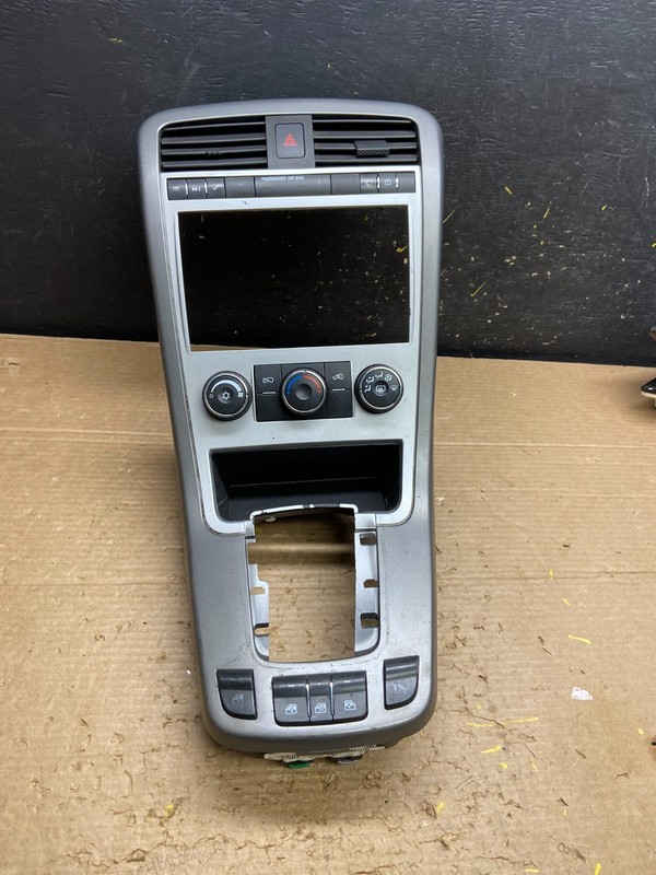 2007 to 2009 Chevrolet Equinox Radio Face Climate Control Panel Bezel W1984 DG