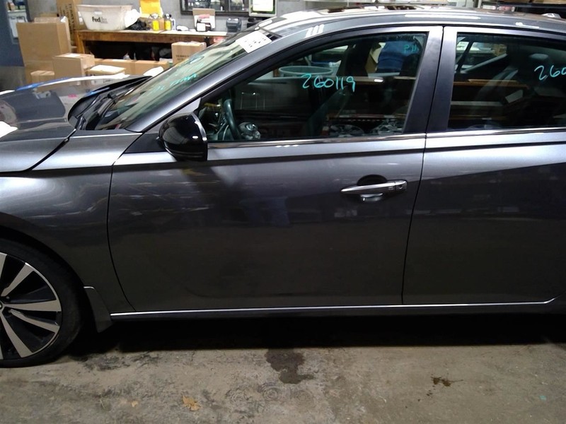 Driver Left Front Door Without Acoustic Glass Fits 19-21 ALTIMA 1773890