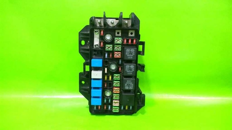 07 VERACRUZ ENGINE FUSE RELAY BOX OEM 4201-20
