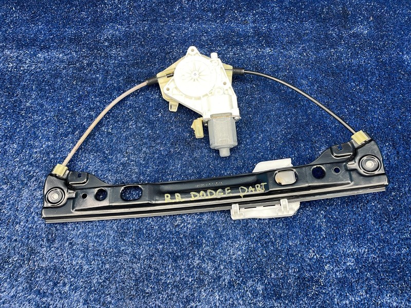 2013-2016 DODGE DART Door Window Regulator w/ Motor Rear Right 68170374AA OEM