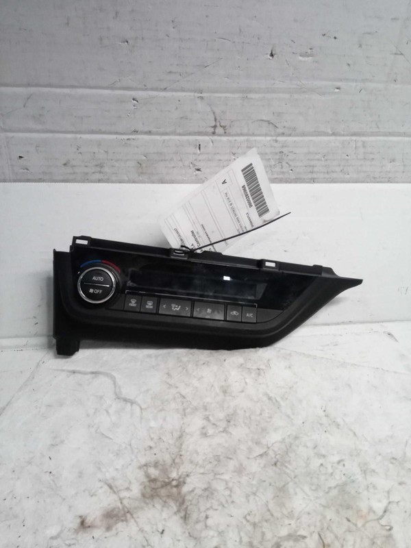 2015 Toyota Corolla A/C Selector Switch OEM Green 5590002500 111K Miles