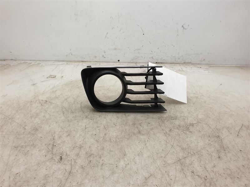 04-09 TOYOTA PRIUS 1.5L FWD AT DRIVER SIDE FRONT LOWER GRILLE