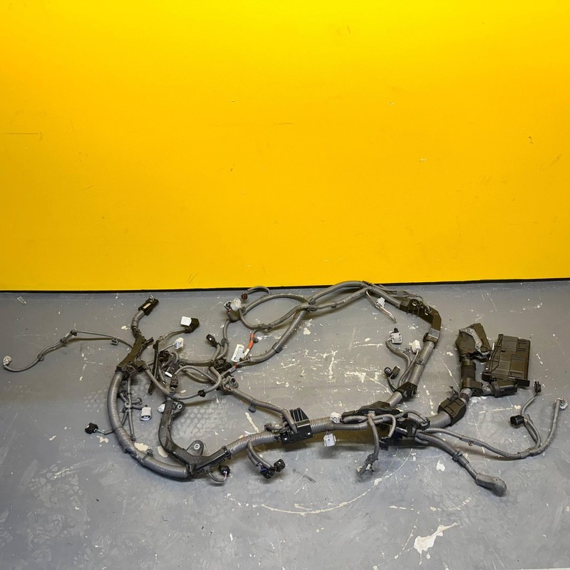 2021 - 2025 LEXUS IS350 F SPORT 3.5L ENGINE MOTOR WIRE HARNESS OEM 82121-30K92