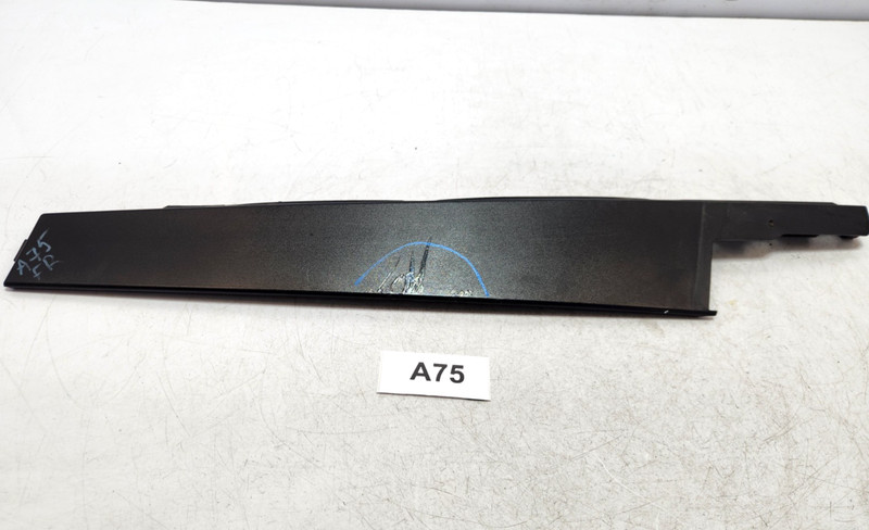 ✅ 15-23 OEM Jeep Renegade Rear Right Passenger Exterior C Pillar Trim NOTE*