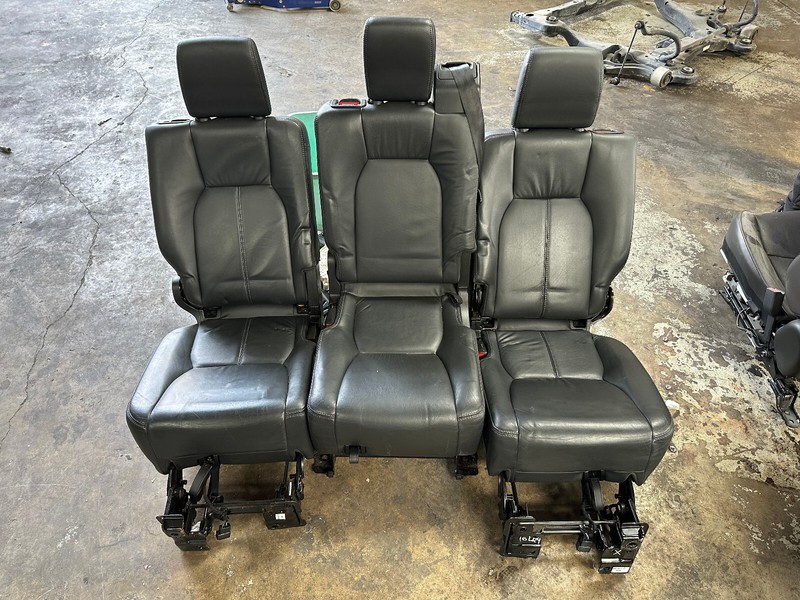 10-16 LAND ROVER LR4 REAR 2ND SECOND ROW SEAT ASSEMBLY OEM