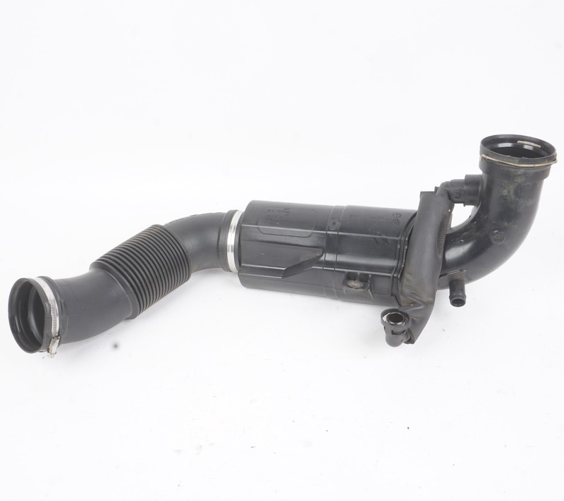 2016 - 2021 BMW X1 F48 2.0L Turbocharger Intercooler Air Duct Tube Hose Pipe OEM