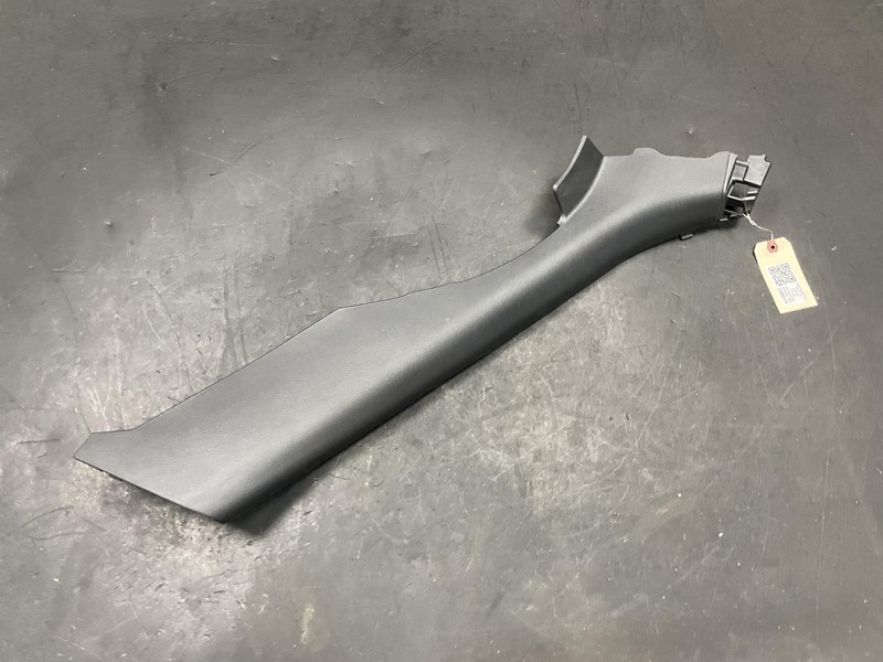 Rear Right C Pillar Lower Trim Panel 2021 Nissan Sentra 76917-6LB0A 2020 - 2023