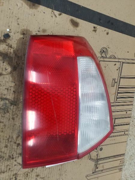 Driver Left Tail Light Sedan Thru VIN 400000 Fits 02-05 AUDI A4 205130