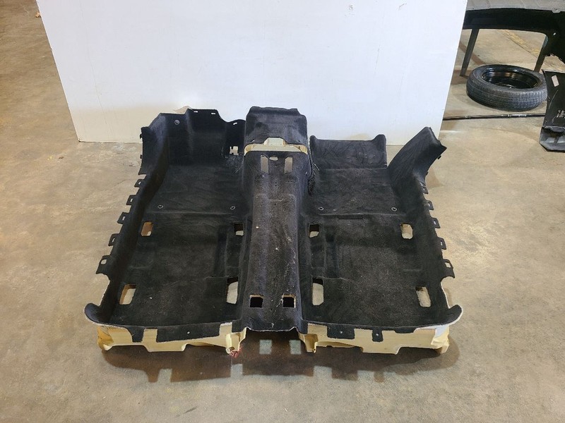 Carpet Front Fits 2019 SL550 582203