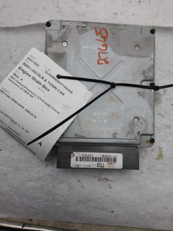2000 Lincoln Town Car Engine Control Module ECM YW1F12A650BB OEM Used 141K
