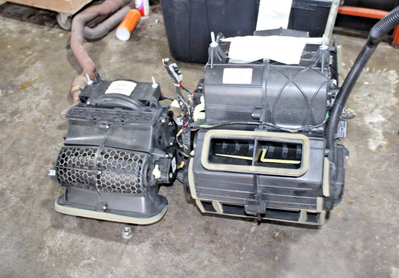2012-2017 Gmc Acadia Hvac Climate Heater Blower Housing Box Oem