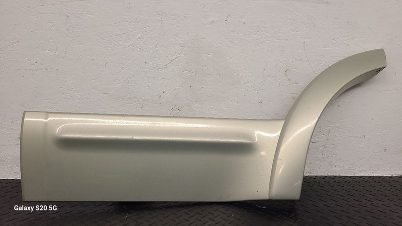 02-07 Ford Escape Rear Left Driver Door Lower Molding Biege OEM 3L8Z7825557AAPTM