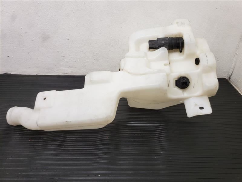 07-14 GMC Yukon Windshield Washer Reservoir Tank OEM 20999340