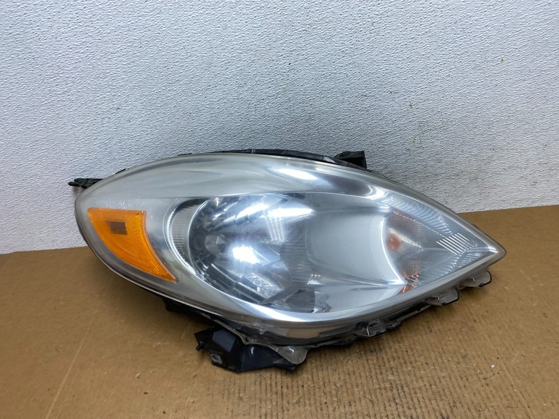 2012 2013 2014 Nissan Versa Sedan Headlight Right Passenger Rh AE0641 DW