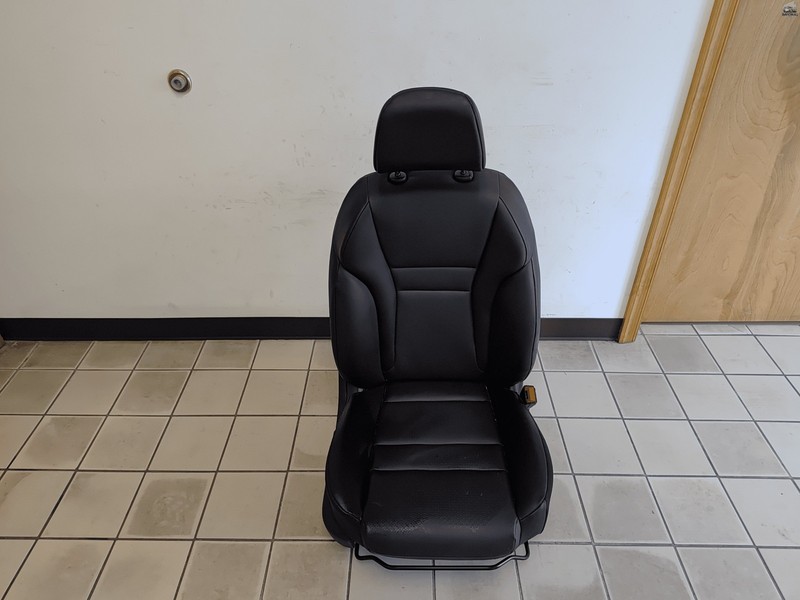 2021-22 Nissan Rogue Front Right Passenger Side Leather Seat Assembly OEM Black