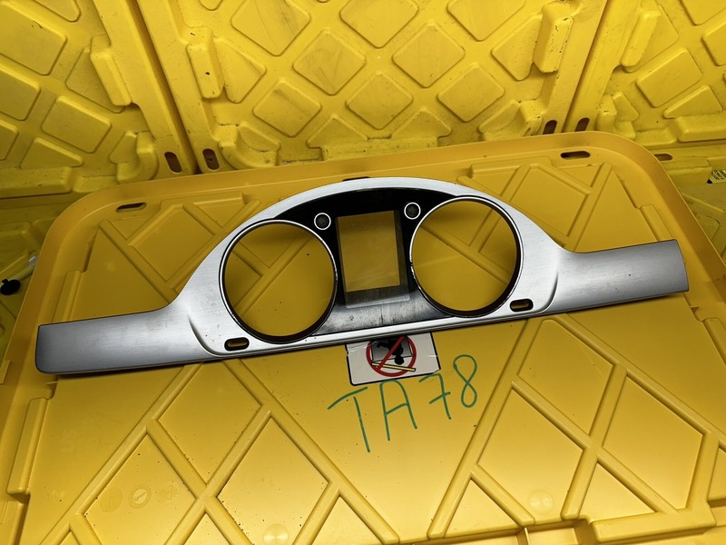 2011 - 2012 Volkswagen Cc Trim Cover Bezel Panel Speedometer Instrument Cluster