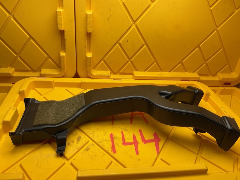 Genuine Mopar Center Distribution Duct 68277067AA