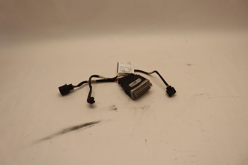 2009-2017 AUDI Q5 ENGINE COOLING FAN CONTROLLER MODULE W/ HARNESS OEM