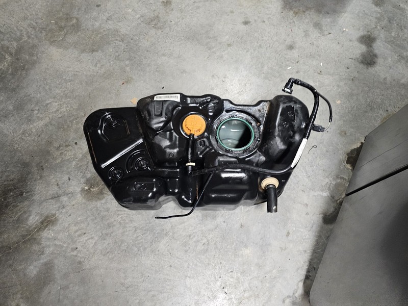 2015 FORD TRANSIT CONNECT FUEL GAS TANK RESERVOIR ASSEMBLY OEM