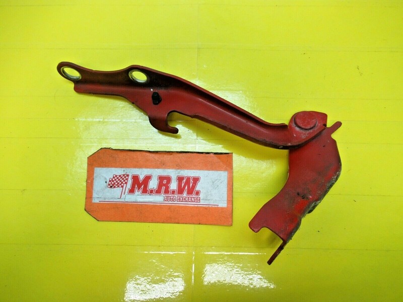 HOOD HINGE RIGHT PASSENGER SIDE RH for 00 01 02 03 04 05 TOYOTA MR2 SPYDER RED