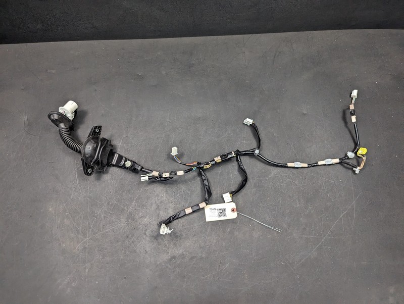 Front Left Door Wiring Harness 2021 Toyota C-HR 82152-F4B30 2021 2022