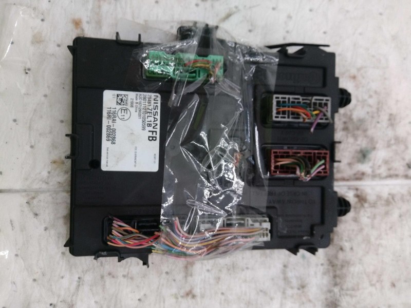 2021 Nissan Rogue Sport Body Control Module OEM 284B17FL1B 85K Miles Blue