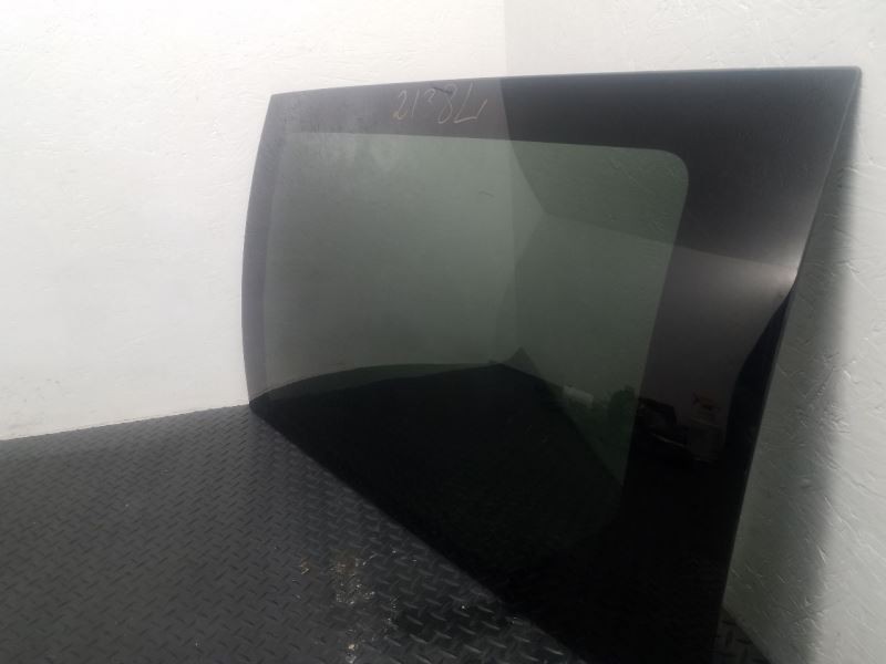 96-00 Chrysler Town & Country Rear Left Driver Door Glass OEM 04797159