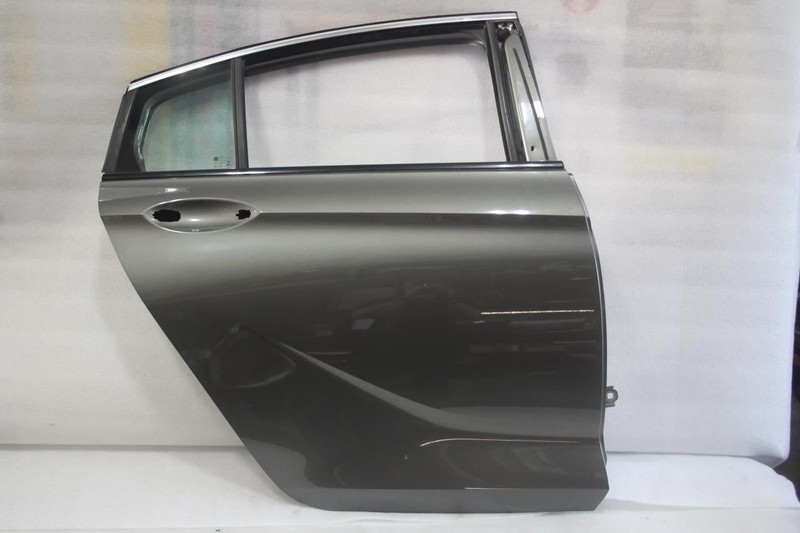 2018-2020 BUICK REGAL SPORTBACK RIGHT PASSENGER REAR DOOR SHELL SMOKED PEARL GR5