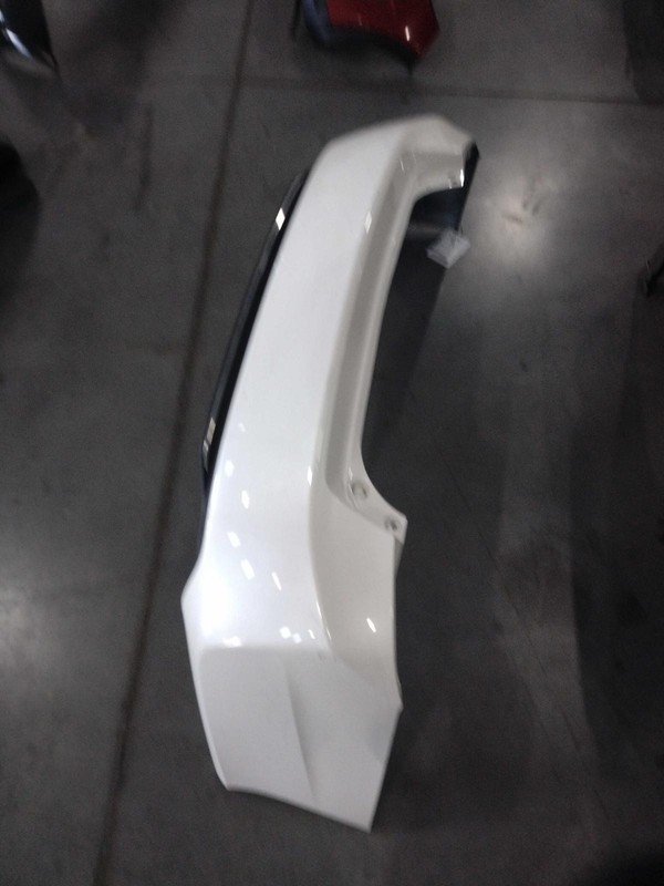 2015 Honda Accord OEM Rear Bumper Assembly White 2.4L Sport 129k Miles