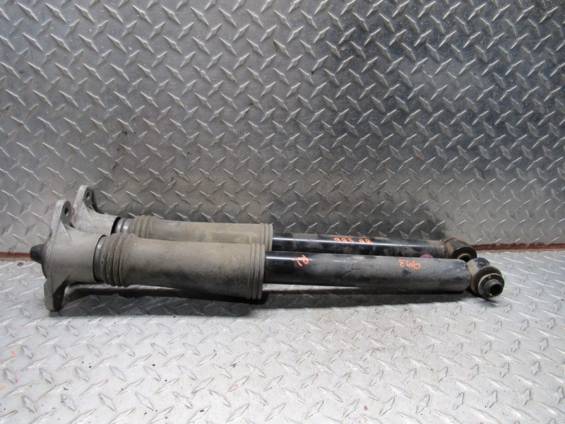 2012 HYUNDAI GENSIS SEDAN REAR LEFT & RIGHT SHOCK STRUT ABSORBER 55311-3M802