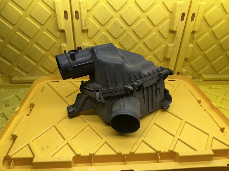 2013 Honda CRV CR-V 2.4L Air Cleaner Intake Box Assembly OEM