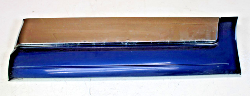 2007 - 2017 Lincoln Navigator LH Rear Door Lower Body Side Cladding Chrome Blue