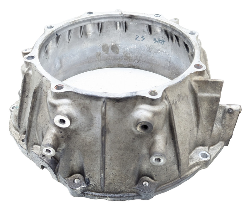 2003-2007 Infiniti G35 Coupe RWD AT Transmission Bell Housing OEM