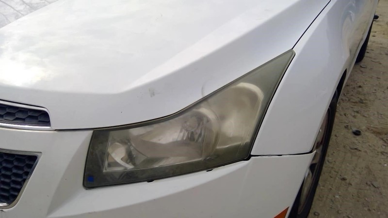 Driver Headlight With Chrome Bezel On Turn Signal Bulb Fits 11-12 CRUZE 736577