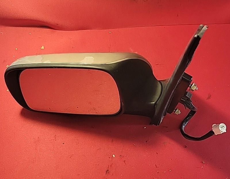 2004 - 2009 Toyota Prius Left Driver Door Mirror Assembly Gold