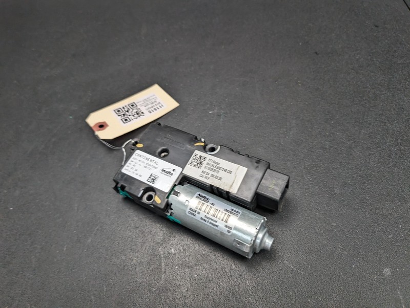 Right Sun Roof Motor 2019 Infiniti QX50 91295-5NA0A 2020 2021 2022 2023