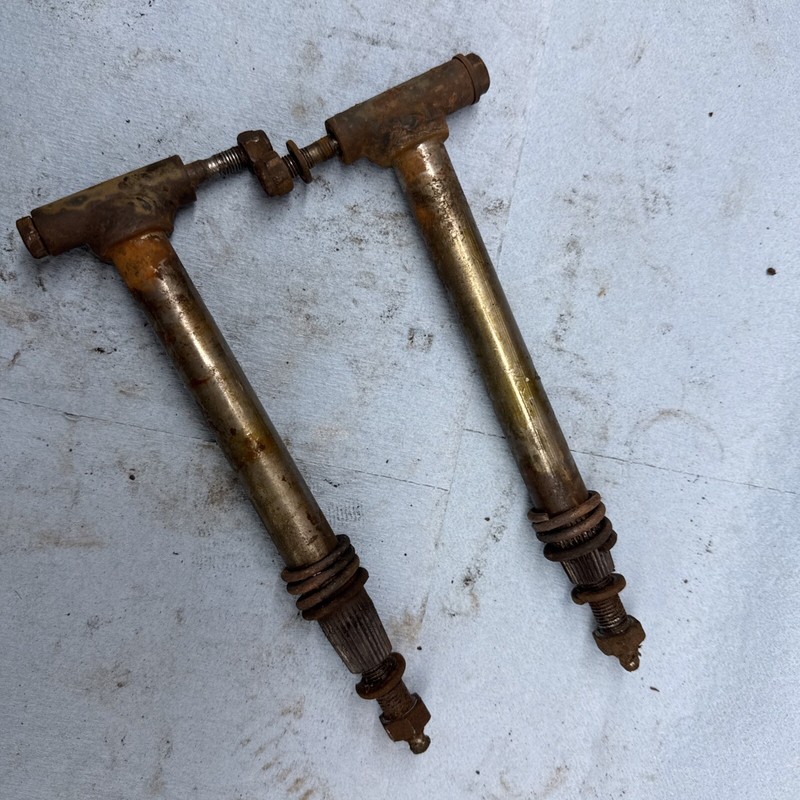 1968 Ski-Doo Super Olympique 370 Vintage Snowmobile Steering Parts Ski Spindles