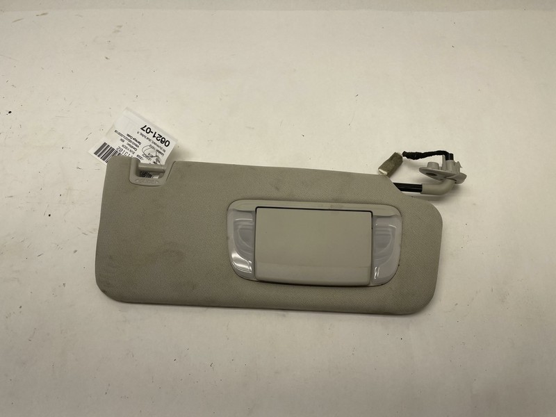 2015-2019 SUBARU OUTBACK LEGACY SUNVISOR SHADE FRONT PASSENGER SUN VISOR BEIGE